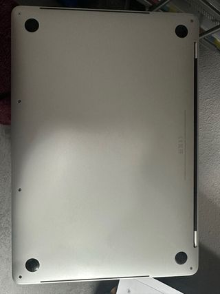 MacBook Pro 13” (2018) 256GB Touchbar. 322 ciclos!