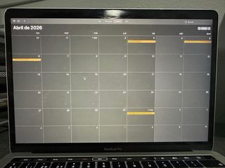 MacBook Pro 13” (2018) 256GB Touchbar. 322 ciclos!