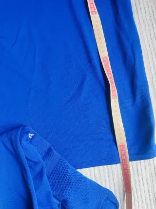 Camiseta y calcetines Hugo Kipsta