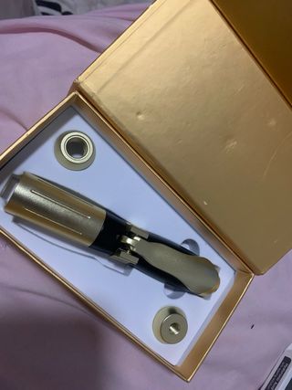 Pluma Hyaluron Negra y Dorada