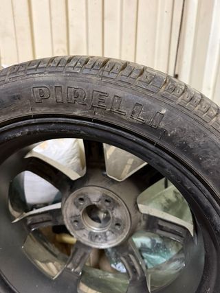 Llanta Mercedes Benz