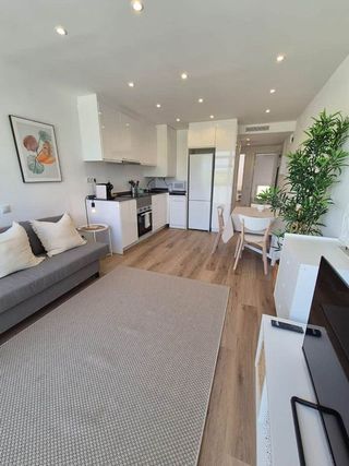 Piso en alquiler en La Pineda en Castelldefels