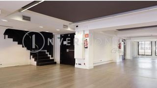 Oficina en alquiler en La Nova Esquerra de l'Eixample en Barcelona