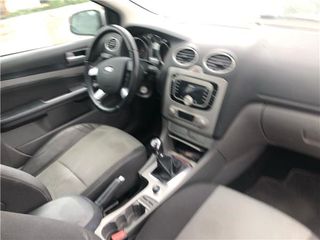 FARO DEL. IZDO. Ford Focus Berlina (CB4)(2008->) 1.6 Trend [1,6 Ltr. - 80 kW TDCi CAT]