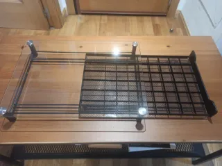 Cafetera Nespresso Essenza Mini con soporte