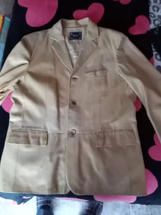 Chaqueta de piel clara,elegante