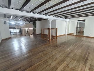 Local comercial en alquiler en Casco Viejo en Bilbao