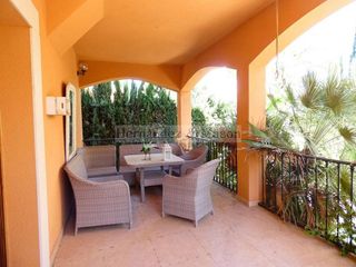 Casa en venta en Torrequebrada en Benalmádena