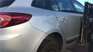 PILOTO TRA. IZDO. Renault Megane III Sport Tourer (2009->) 1.5 Expression [1,5 Ltr. - 78 kW dCi Diesel FAP]