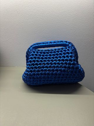 Clutch blu metalizzata blu