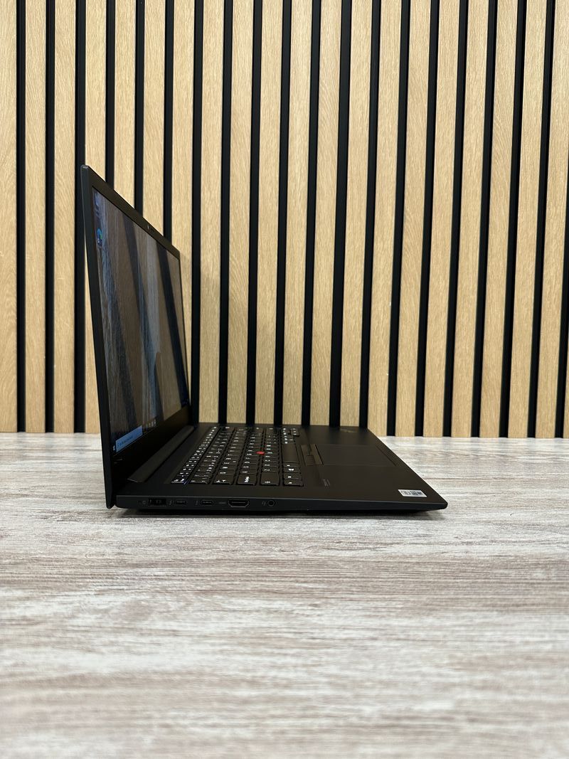 Lenovo Thinkpad P1 GEN 3 i7 32gb 1tb SSD afbeelding 2