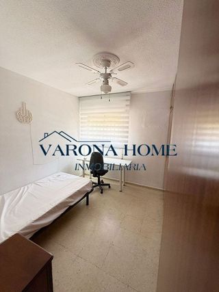 Piso en alquiler en Huerta de la Reina - Trassierra en Córdoba