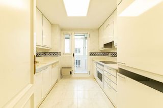 Piso en alquiler en Recoletos en Madrid