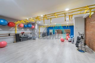 Local comercial en alquiler en Auditorio - Parque Invierno en Oviedo