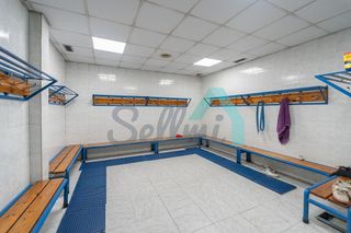 Local comercial en alquiler en Auditorio - Parque Invierno en Oviedo