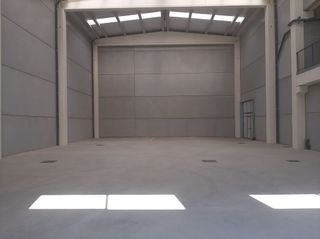 Nave industrial en alquiler en Palmete en Sevilla