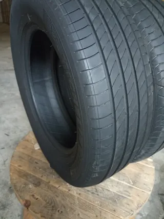 Vendo 2 Neumáticos de coche en perfecto estado