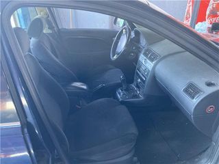 FARO DEL. DCHO Ford Mondeo Berlina (GE)(2000->) 2.0 Ambiente [2,0 Ltr. - 96 kW TDCi CAT]