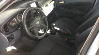 FARO DEL. IZDO. Nissan Almera (N16/E)(01.2000->) 1.5 dCi