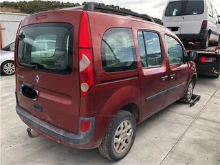 PARAGOLPES DEL. Renault Kangoo II (F/KW0)(2008->) 1.5 dCi (KW0B)