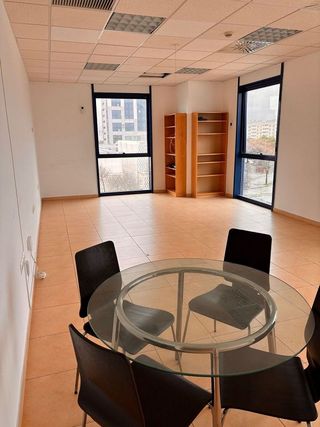 Oficina en venta en San Jerónimo - La Bachillera en Sevilla