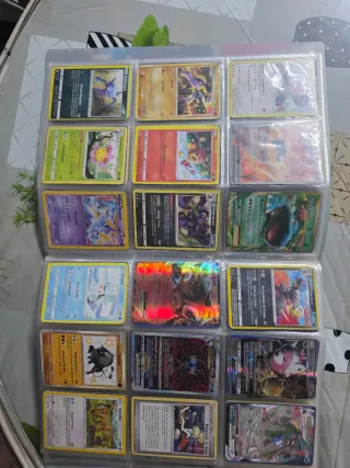 Álbum de cartas Pokémon + 500 cartas