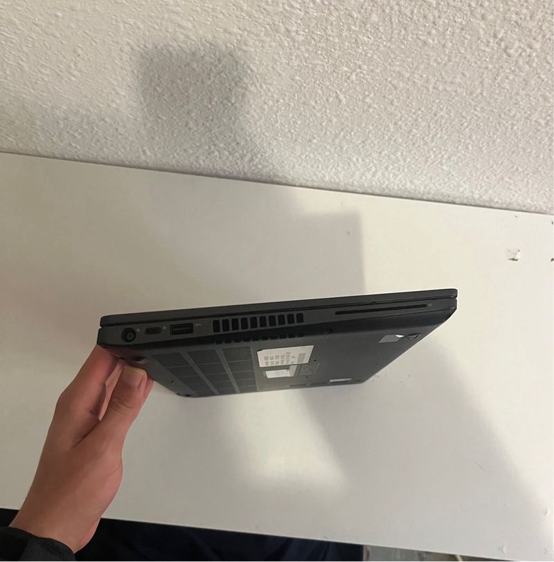 Dell Latitude 5400 i5 8ª Gen 16GB RAM 512GB SSD afbeelding 5