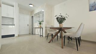 Piso en venta en Playa de los Boliches en Fuengirola