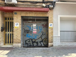 Garaje en venta en Benalúa en Alicante