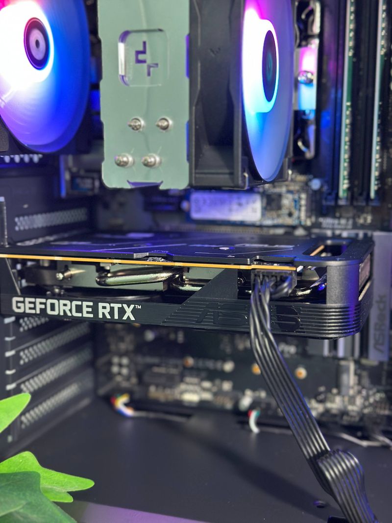 PC de juego RTX 5050 | Ryzen 5 | 32Gb RAM | 1TB afbeelding 2