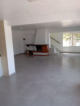 Chalet en venta en Peña de las Águilas en Elche