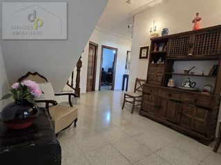 Chalet en venta en Peña de las Águilas en Elche