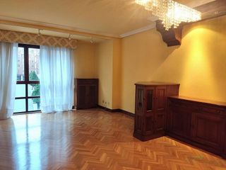 Piso en alquiler en Zona Teatro Campoamor en Oviedo