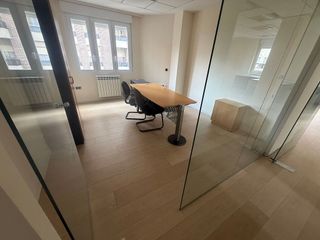 Oficina en alquiler en Residencia en Logroño