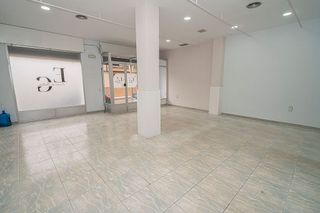 Local comercial en alquiler en Linares