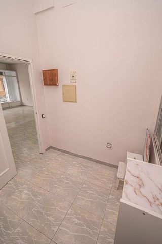 Local comercial en alquiler en Linares