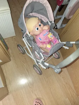 Cochecito de muñeca plegable