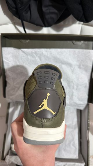 Jordan 4 Olive Taglia 44.5