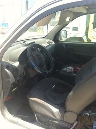 FARO DEL. IZDO. Citroen Berlingo (2002->) 1.9 D SX Combi [1,9 Ltr. - 51 kW Diesel]