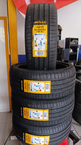 225/40 R19 93Y APLUS A610