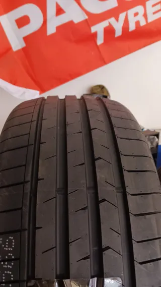 225/40 R19 93Y APLUS A610