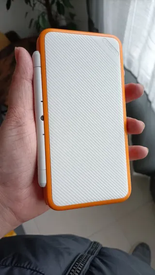 Nintendo new 2ds xl