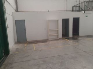 Nave industrial en alquiler en Palmete en Sevilla