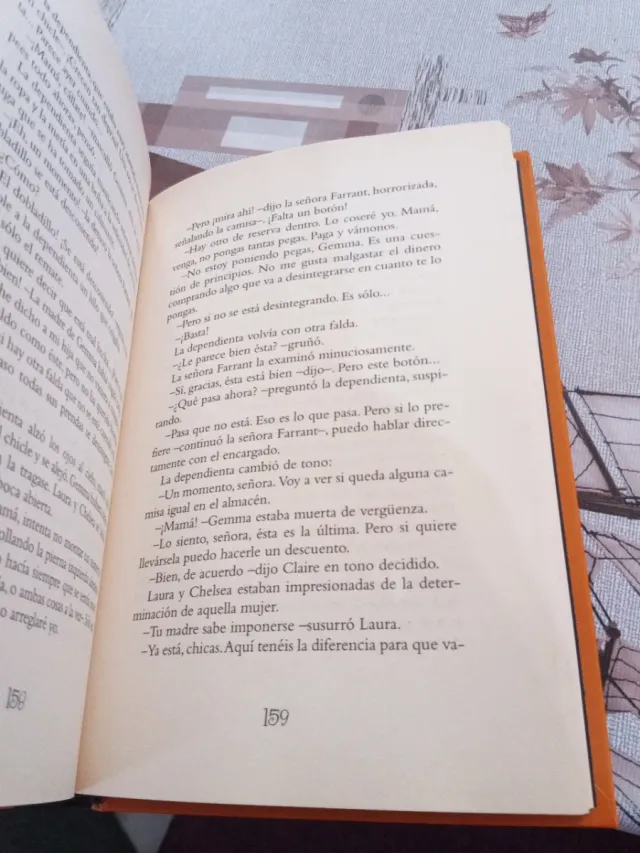 Varios libros para jóvenes Círculo de lectores