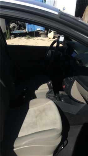 FARO DEL. DCHO Renault Clio III (2005->) 1.5 dCi (BR17, CR17)