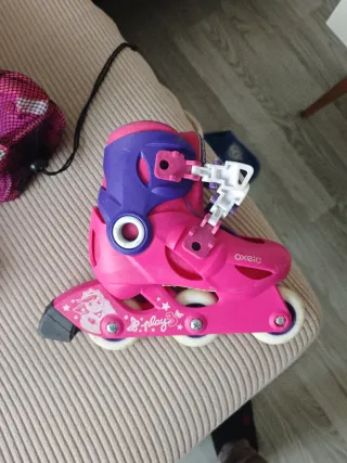 Patines en línea Axelo rosas y morados.