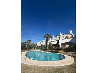 Piso en alquiler en Los Naranjos - Las Brisas en Marbella