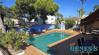 Chalet en venta en Los Balcones - Los Altos del Edén en Torrevieja