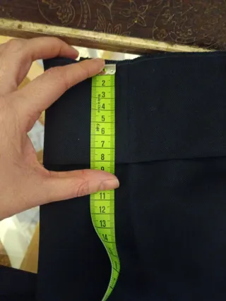 Traje de comunión niño blanco y azul.