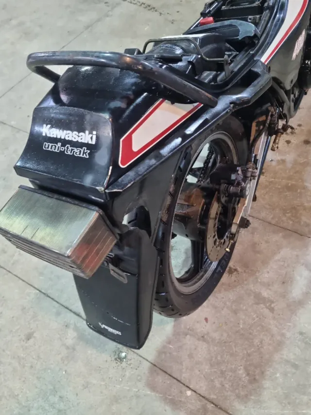 DESPIECE GPZ400 FII.